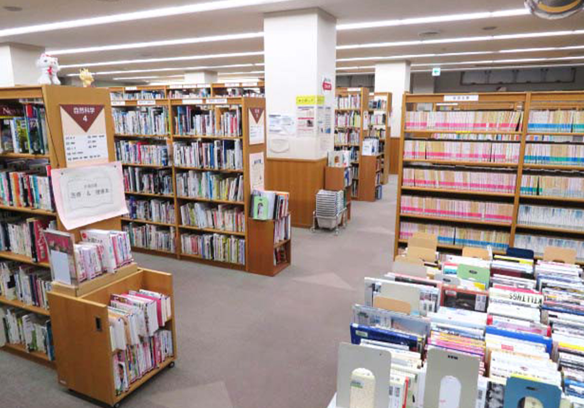 裾野市立図書館館内2